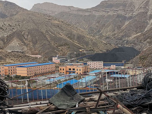 西山煤電某煤礦在天地煤機采購乳化液鉆機設備